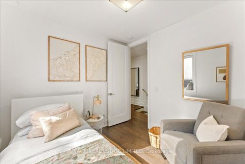 Photo 21 at 324 Beech Avenue, The Beaches, Toronto