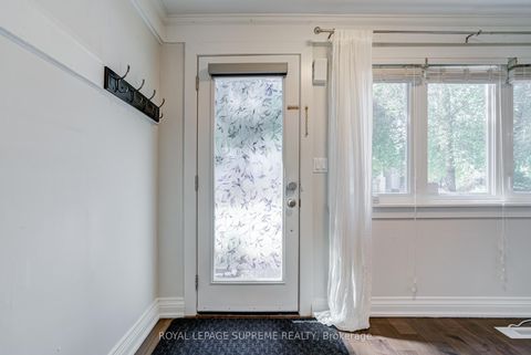Photo 1 at 313 Cedarvale Avenue, Lumsden, Toronto
