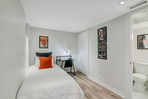 Photo 18 at 313 Cedarvale Avenue, Lumsden, Toronto