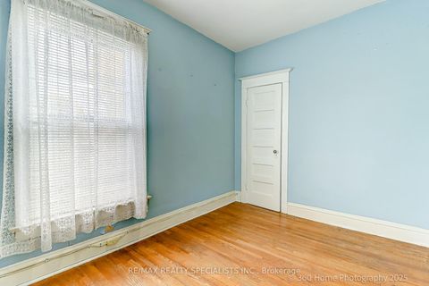 Photo 14 at 4 Ernest Avenue, Junction, Toronto