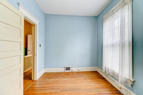 Photo 15 at 4 Ernest Avenue, Junction, Toronto