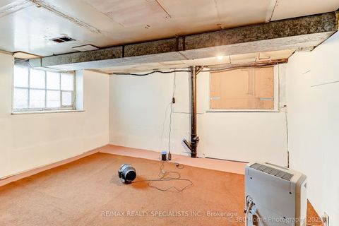 Photo 21 at 4 Ernest Avenue, Junction, Toronto