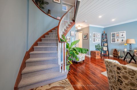 Photo 2 at 2130 Forest Gate Parkway, WT West Oak Trails, Oakville