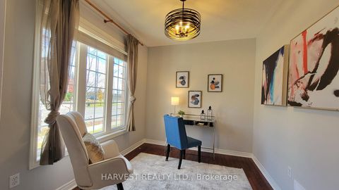 Photo 1 at 10 Conover Avenue, Bayview Northeast, Aurora