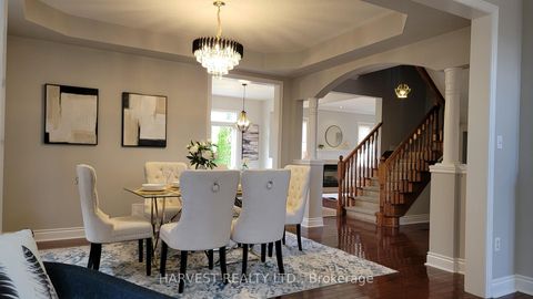 Photo 8 at 10 Conover Avenue, Bayview Northeast, Aurora