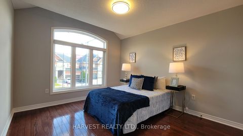 Photo 28 at 10 Conover Avenue, Bayview Northeast, Aurora