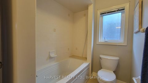 Photo 31 at 10 Conover Avenue, Bayview Northeast, Aurora