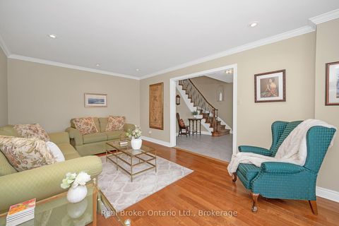 Photo 6 at 2015 Grosvenor Street, WC Wedgewood Creek, Oakville