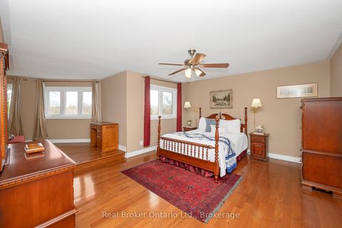 Photo 24 at 2015 Grosvenor Street, WC Wedgewood Creek, Oakville