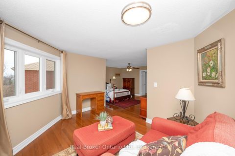 Photo 27 at 2015 Grosvenor Street, WC Wedgewood Creek, Oakville