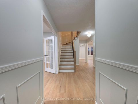 Photo 3 at 76 Carisbrooke Square, Malvern, Toronto
