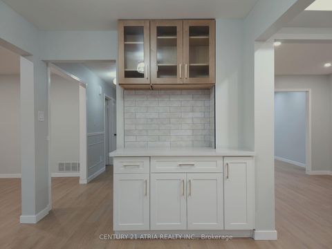 Photo 9 at 76 Carisbrooke Square, Malvern, Toronto