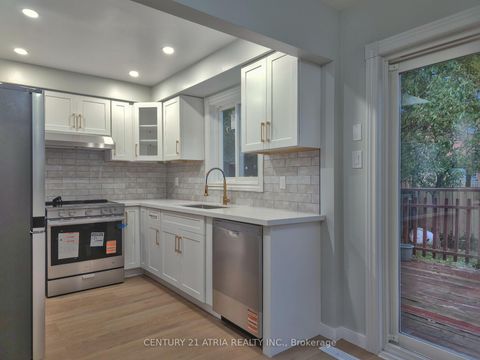 Photo 10 at 76 Carisbrooke Square, Malvern, Toronto