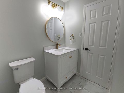 Photo 13 at 76 Carisbrooke Square, Malvern, Toronto