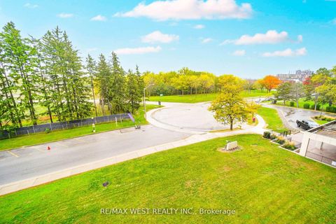 Photo 3 at 408 - 40 Panorama Court, Jamestown, Toronto