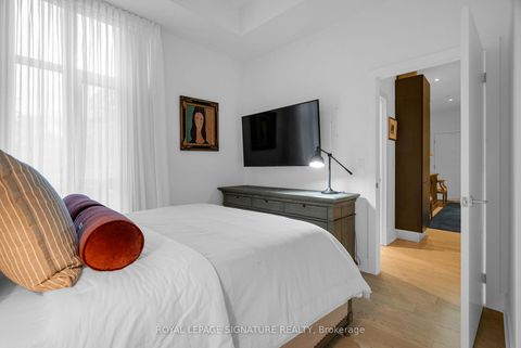 Photo 15 at 206 - 66 Kippendavie Avenue, The Beaches, Toronto