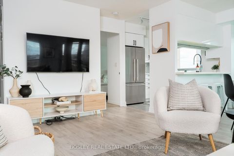 Photo 8 at 207 - 185 Oneida Crescent, Langstaff, Richmond Hill