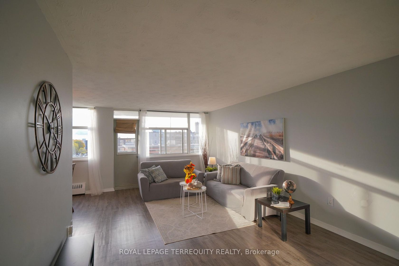 807 - 2245 Eglinton Avenue E, Ionview, Toronto 