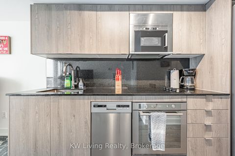 Photo 7 at 931 - 5 Mabelle Avenue, City Centre West, Toronto