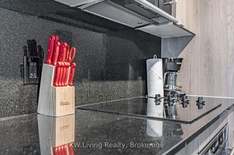 Photo 10 at 931 - 5 Mabelle Avenue, City Centre West, Toronto