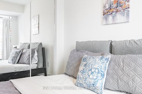 Photo 15 at 931 - 5 Mabelle Avenue, City Centre West, Toronto