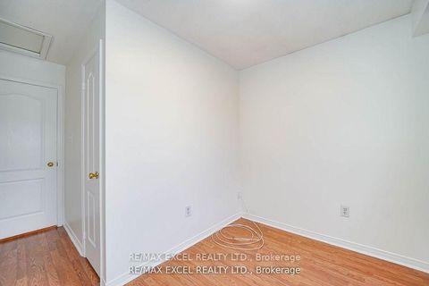 Photo 9 at 4 - 2784 Eglinton Avenue E, Eglinton East, Toronto