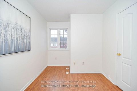 Photo 11 at 4 - 2784 Eglinton Avenue E, Eglinton East, Toronto