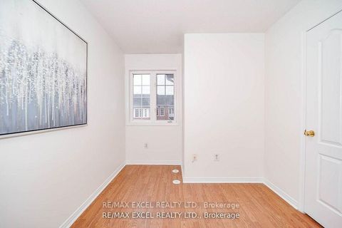 Photo 12 at 4 - 2784 Eglinton Avenue E, Eglinton East, Toronto
