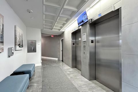 Photo 5 at 707 - 20 Harding Boulevard W, North Richvale, Richmond Hill