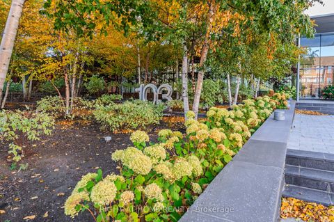 Photo 2 at 2616 - 103 The Queensway Avenue, Swansea, Toronto