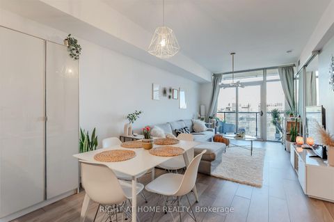 Photo 8 at 2616 - 103 The Queensway Avenue, Swansea, Toronto