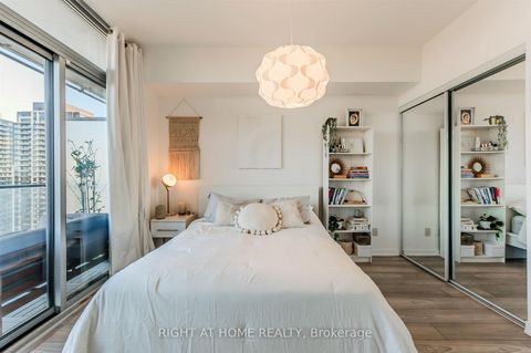 Photo 14 at 2616 - 103 The Queensway Avenue, Swansea, Toronto