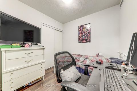 Photo 18 at 2010 - 20 Meadowglen Place, Woburn, Toronto