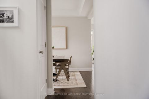 Photo 5 at 2 Boone Crescent, Kleinburg, Vaughan