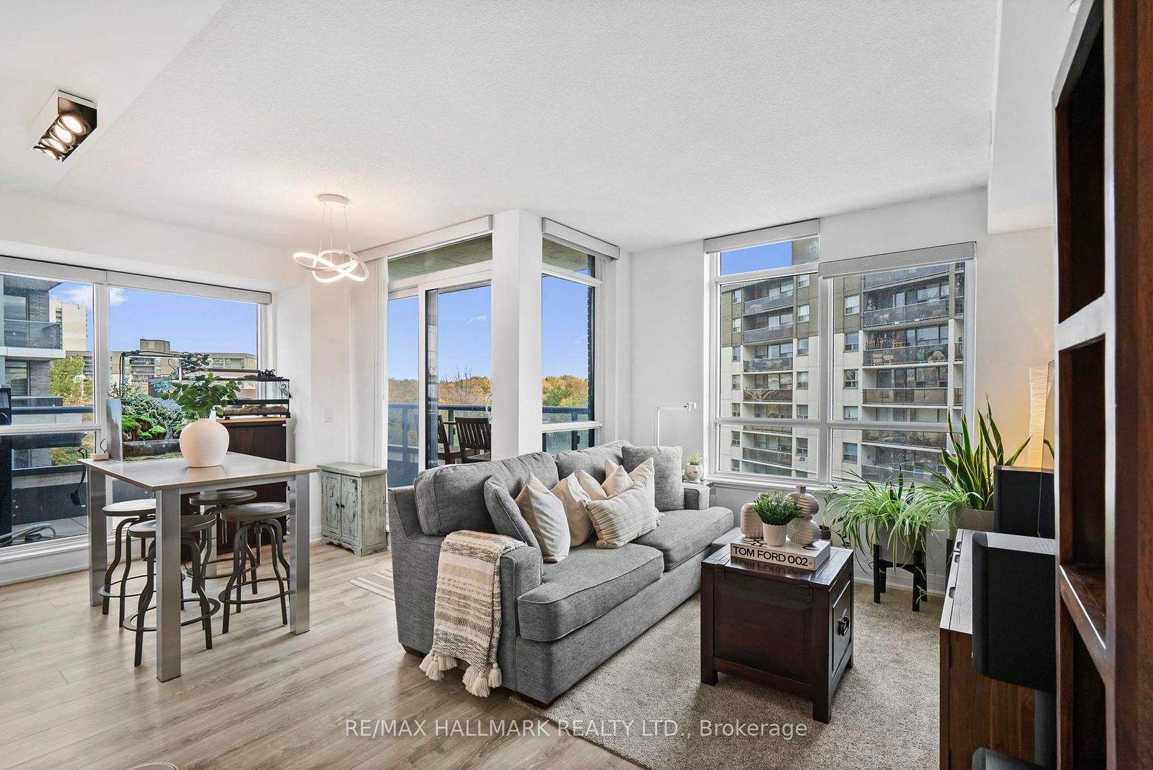 409 - 10 Gibbs Road, City Centre West, Toronto 