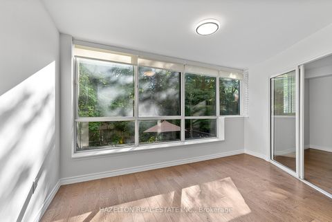 Photo 3 at 211 - 225 Davenport Road, Annex, Toronto