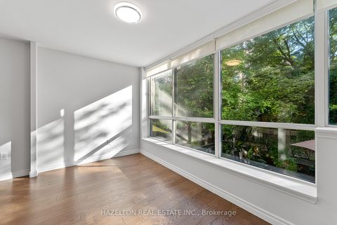 Photo 4 at 211 - 225 Davenport Road, Annex, Toronto