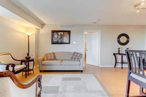 Photo 5 at 703 - 5 Emerald Lane, Yorkhill, Vaughan