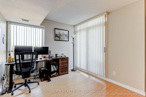 Photo 22 at 703 - 5 Emerald Lane, Yorkhill, Vaughan