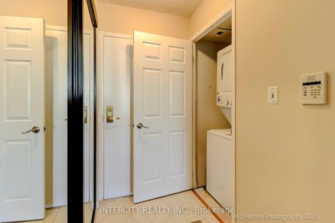 Photo 24 at 703 - 5 Emerald Lane, Yorkhill, Vaughan