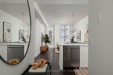 Photo 6 at 701 - 1 Deer Park Crescent, St. Clair, Toronto