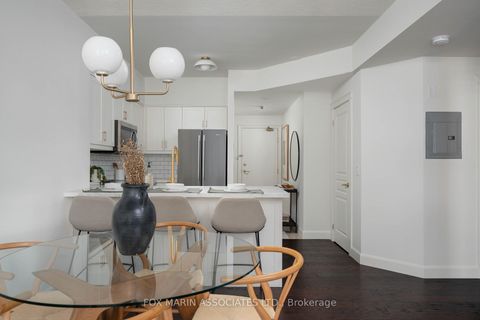 Photo 13 at 701 - 1 Deer Park Crescent, St. Clair, Toronto