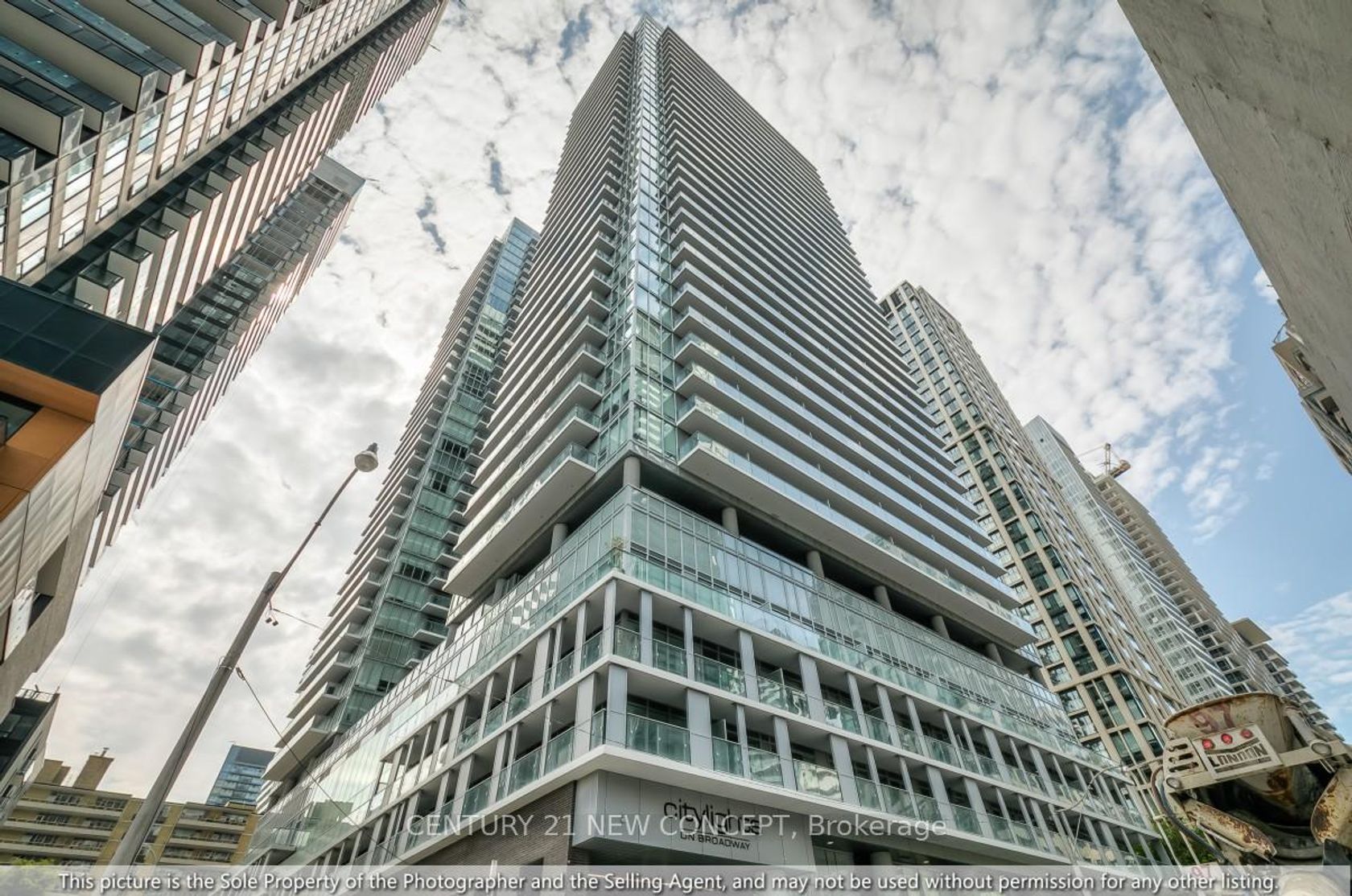 210 - 99 Broadway Avenue, Mount Pleasant West, Toronto 