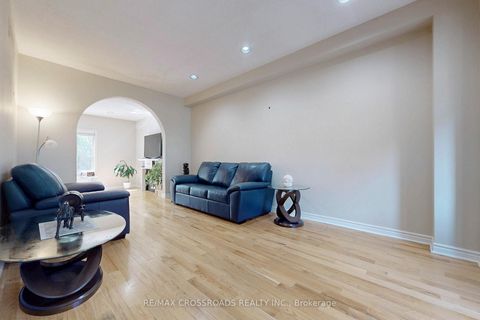 Photo 2 at 63 Baynards Lane, Mill Pond, Richmond Hill