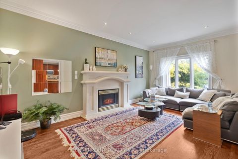 Photo 13 at 277 Oxford Street, Mill Pond, Richmond Hill