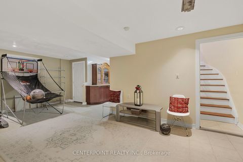 Photo 31 at 277 Oxford Street, Mill Pond, Richmond Hill