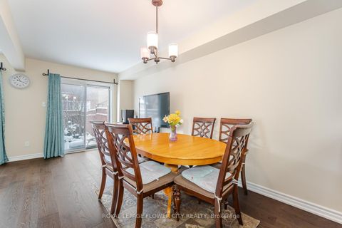 Photo 8 at 68 Denton Circle, Maple, Vaughan