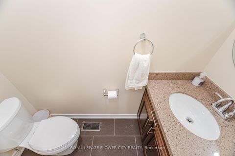 Photo 13 at 68 Denton Circle, Maple, Vaughan