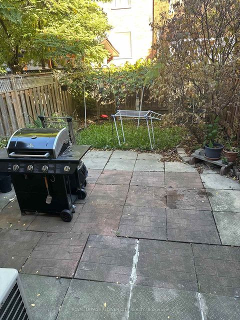 Photo 31 at 68 Denton Circle, Maple, Vaughan