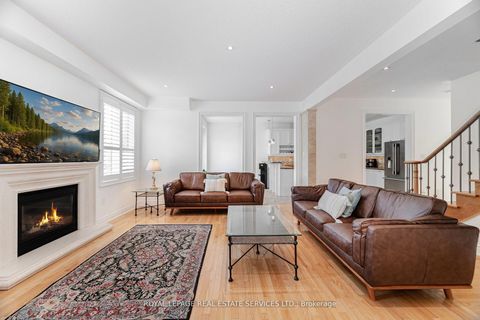 Photo 10 at 215 Burloak Drive, BR Bronte, Oakville